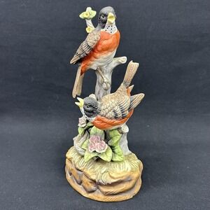 Arnart Imports /Royal Crown Bisque Porcelain Robin Bird Music Box, Vintage 1982